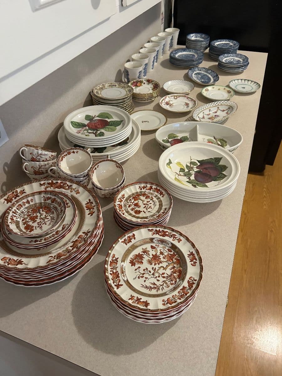 Loop Estate Sale photo 10