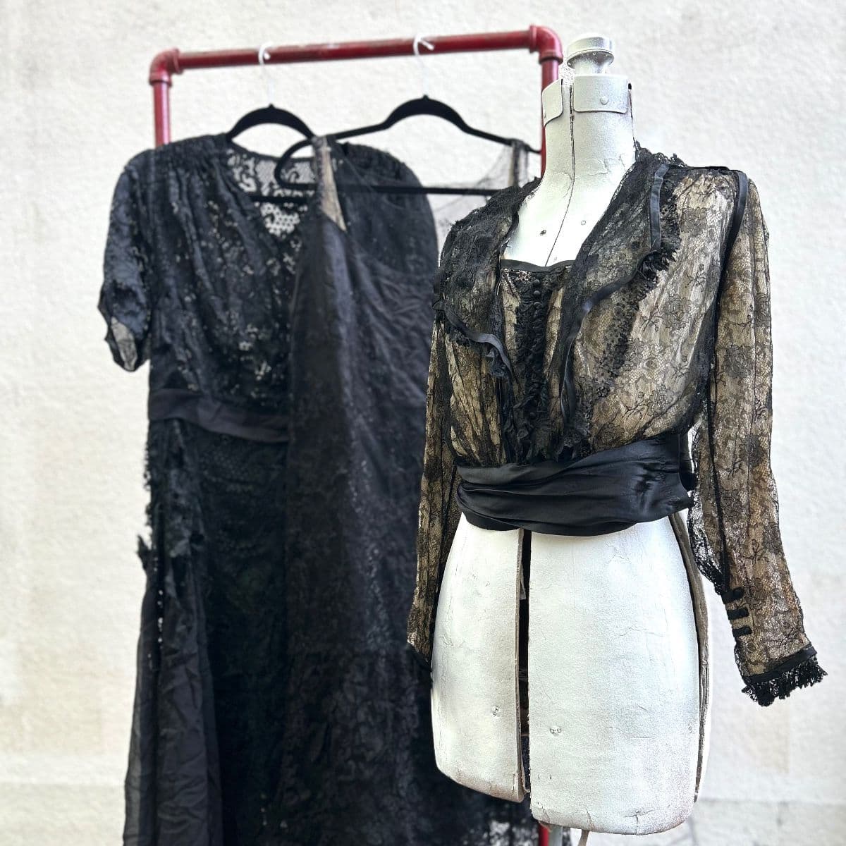 Fishtown Vintage Clothing, Antiques, & Kittens! photo 9