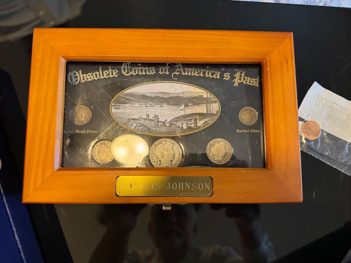 Charming Chicago Moving Sale by An Estate To Remember photo 5
