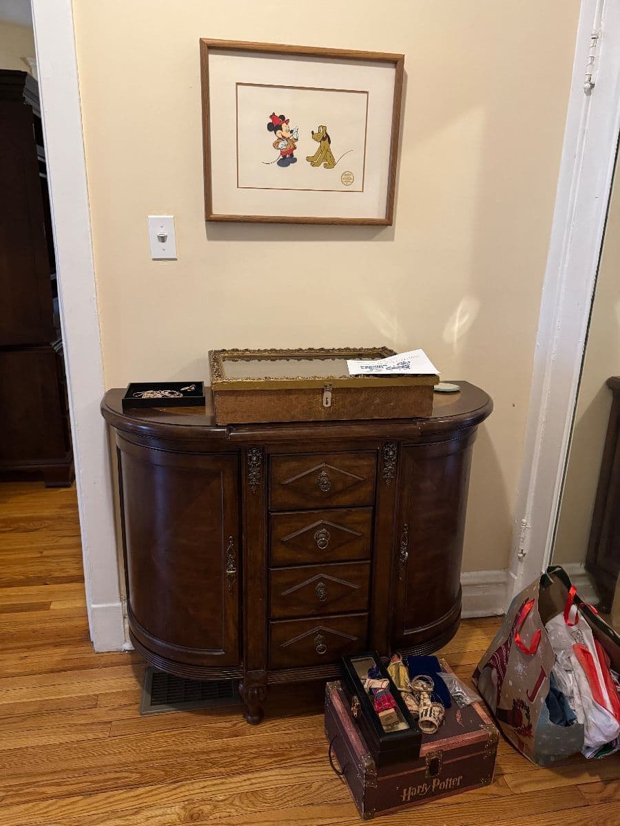 Charming Chicago Moving Sale by An Estate To Remember photo 1