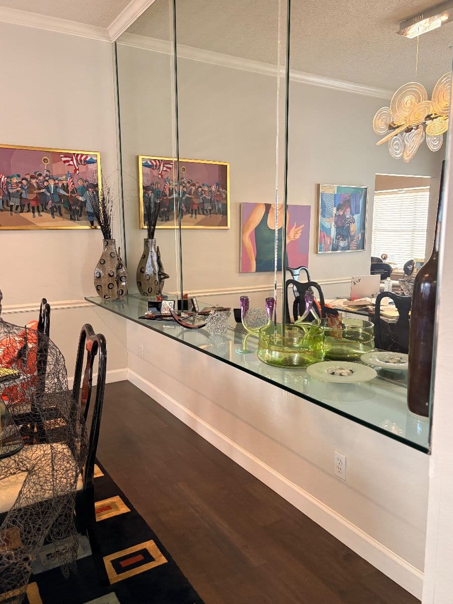 LANN Estate Sales - High End Boutique Sale photo 12