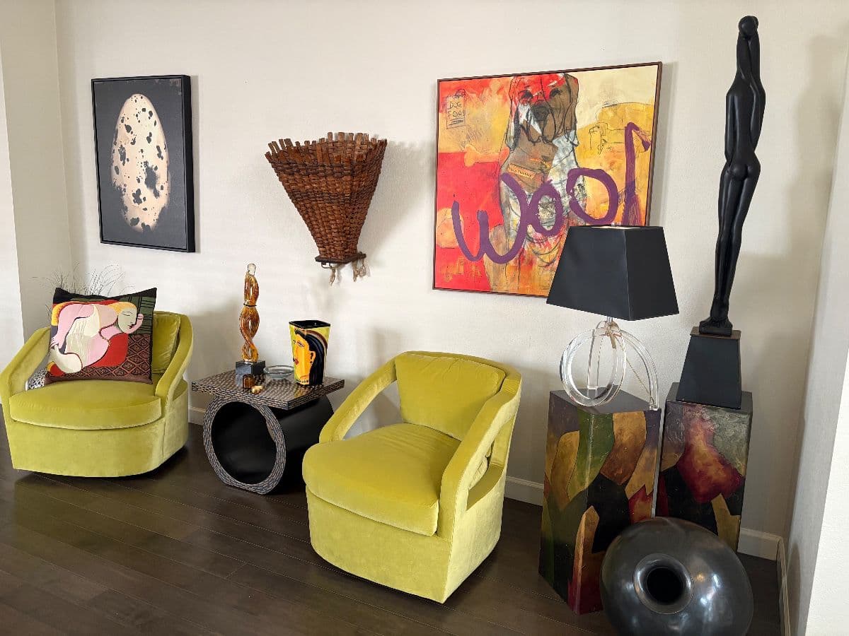 LANN Estate Sales - High End Boutique Sale photo 1
