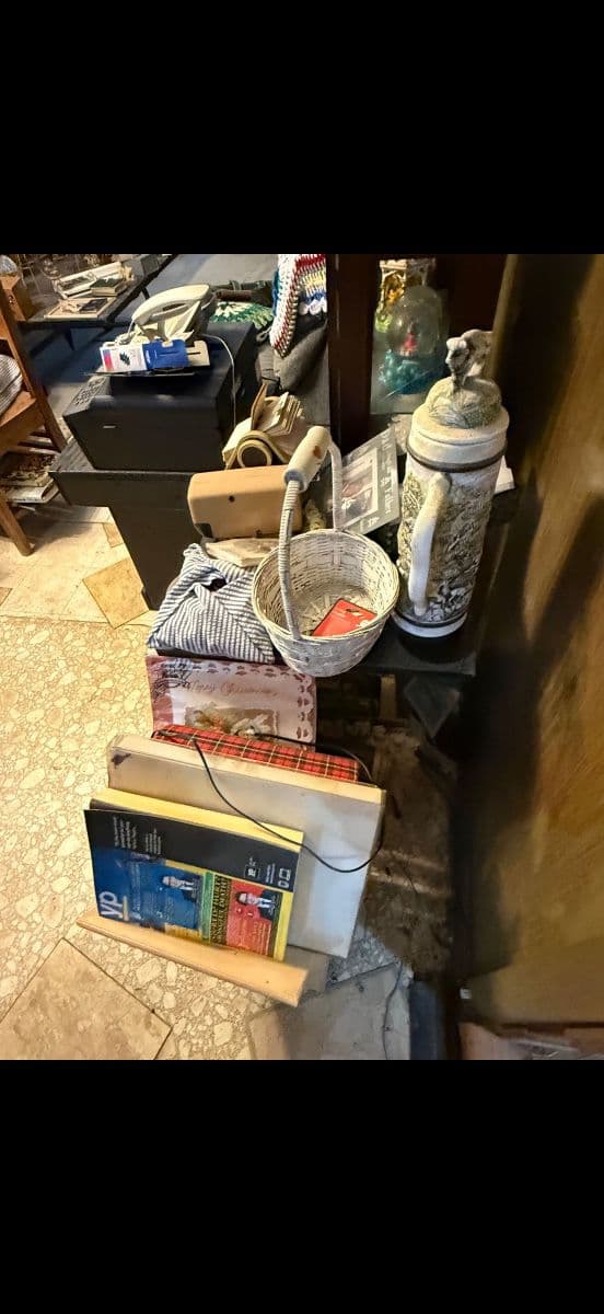 HOUSTON WE HAVE A HUGE ESTATE SALE!!! photo 11