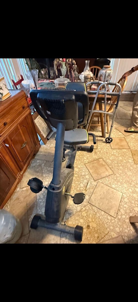HOUSTON WE HAVE A HUGE ESTATE SALE!!! photo 9