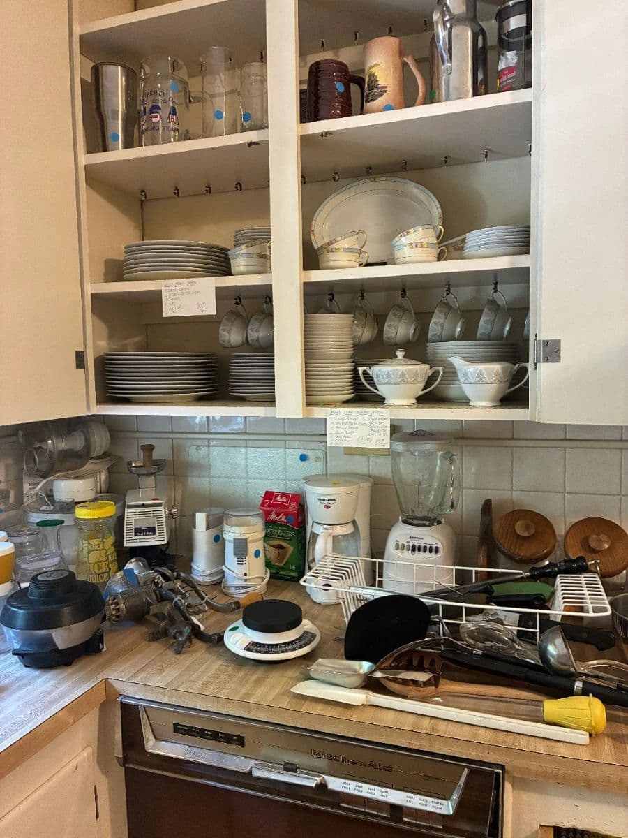 70 YEARS WITH LOTS OF MID CENTURY TREASURES photo 3