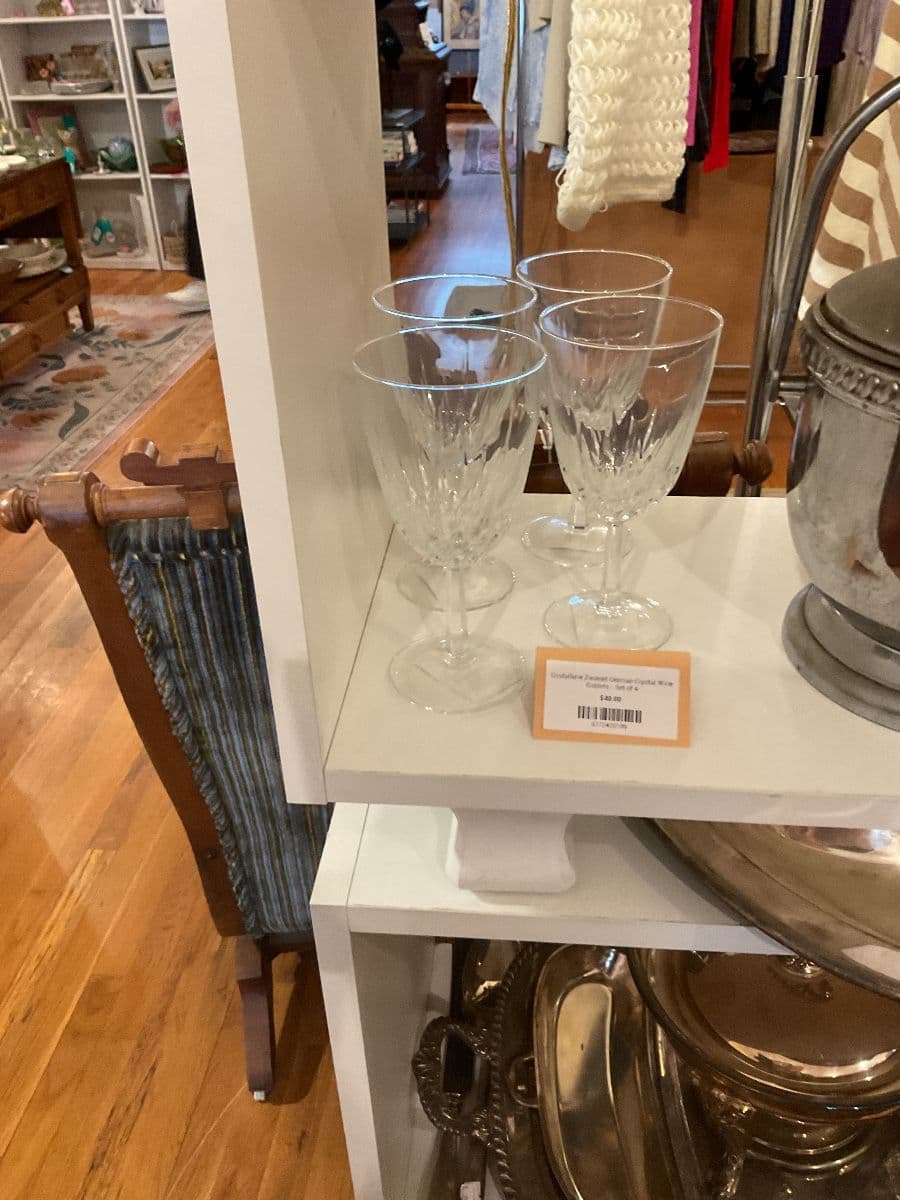 The Fine Glass & Reflection Sale: Vintage, Art Glass, & Mirror Event - 50% OFF photo 5