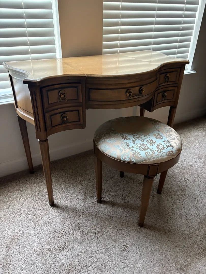 Everything Must Go: Great Furniture Online Auction by Caring Transitions - Ends 7/27! photo 4