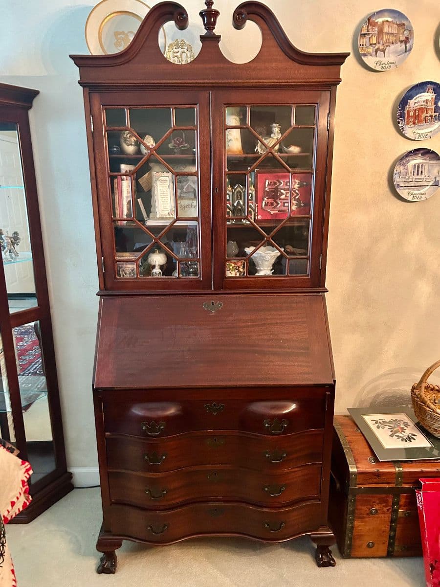 Antique Collectors’ Estate Sale photo 3