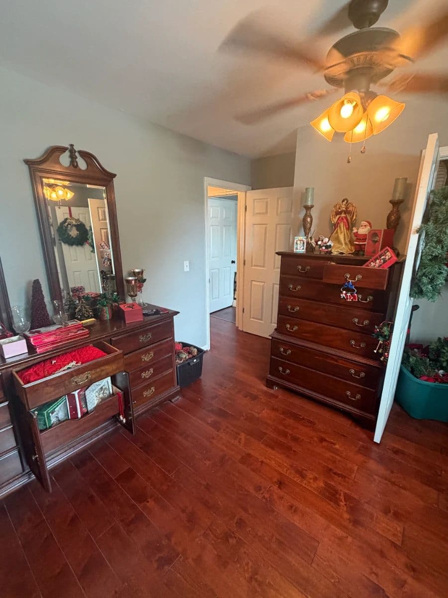 Franklin Estate Sale photo 12