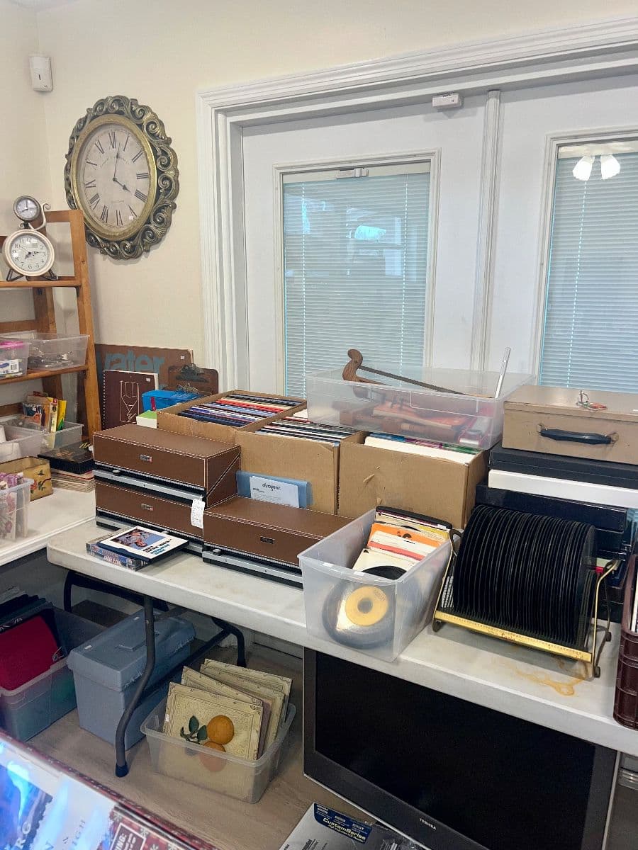 Former Antique Dealer Conway Area Estate Sale photo 12