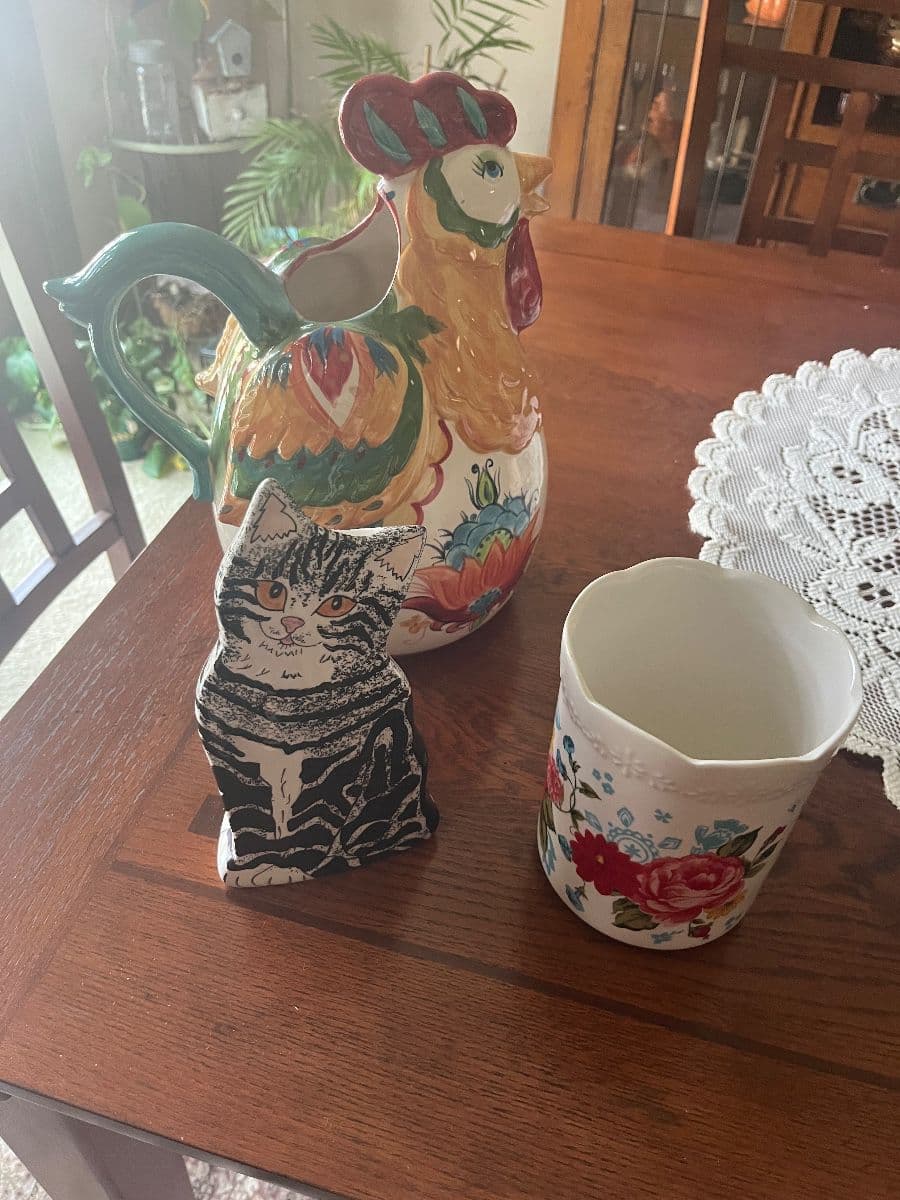 925 Estate Sale photo 2