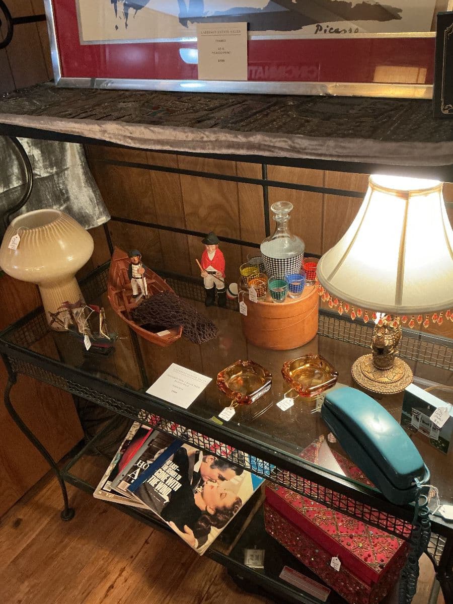 The distinguished estate sale of fine furnishings and luxurious collections photo 6