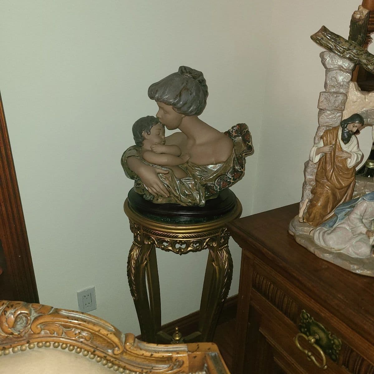 Miami estate sale collector's dream, tons of choices, limited editions photo 1