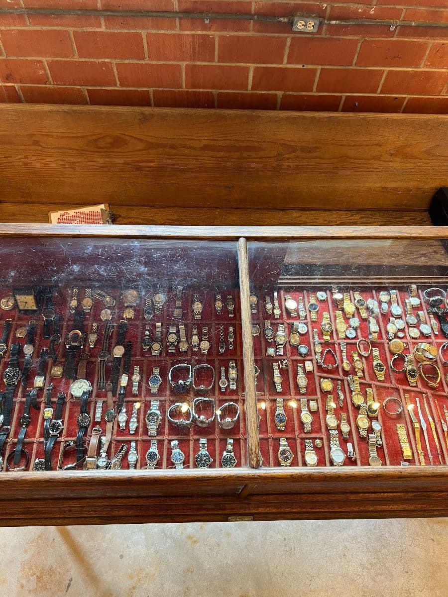 Vintage Warehouse Sale | Fresh Finds. Old Soul. Major Treasures. photo 2