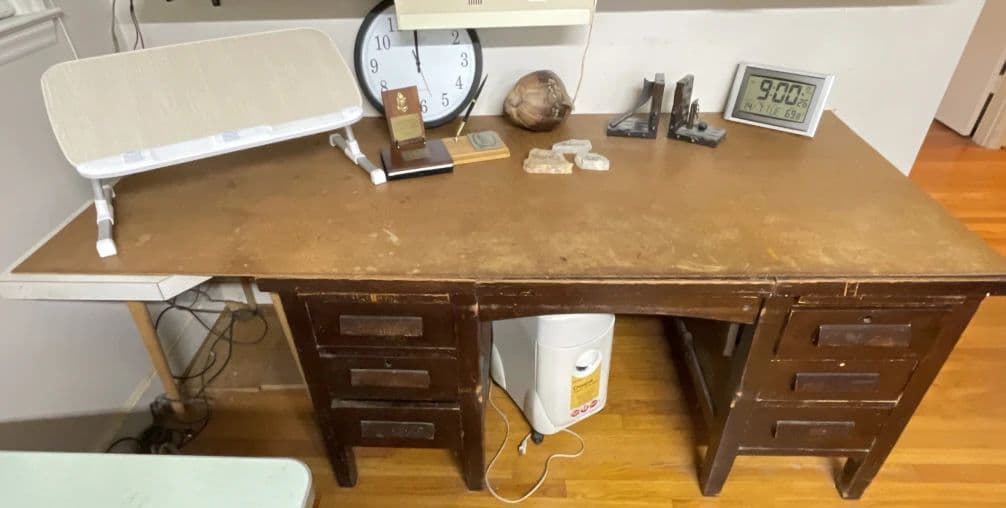 Auction for the Estate of Mrs. J. Miller photo 10