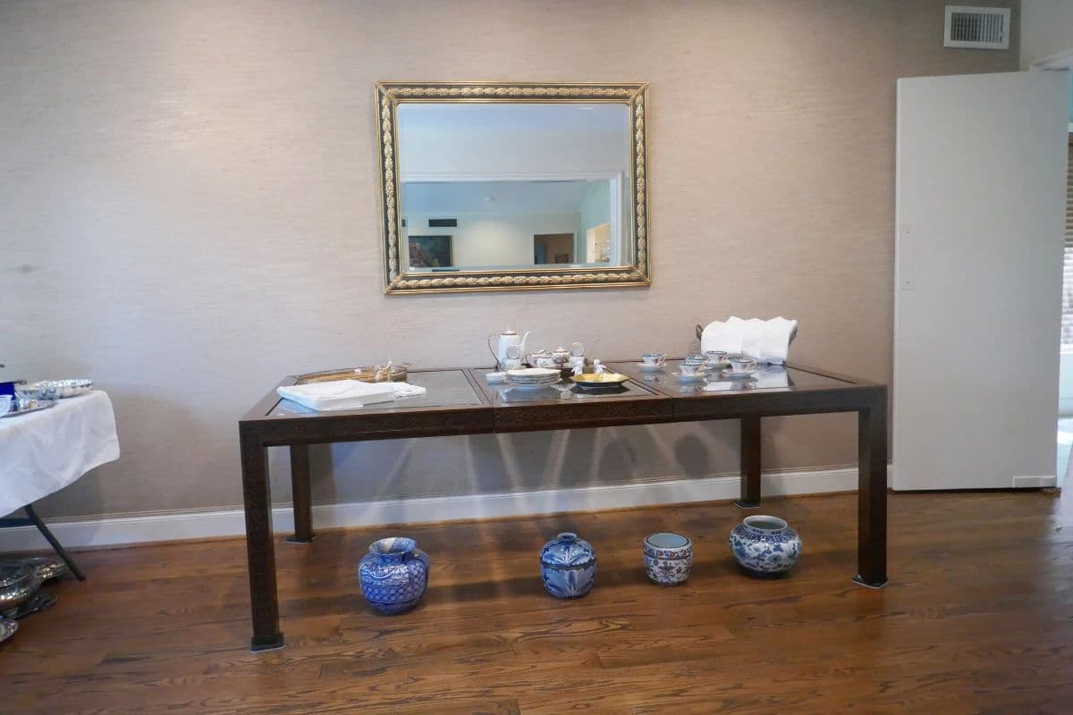 30% OFF SUPER Sunday Galleria Area Estate Sale photo 7