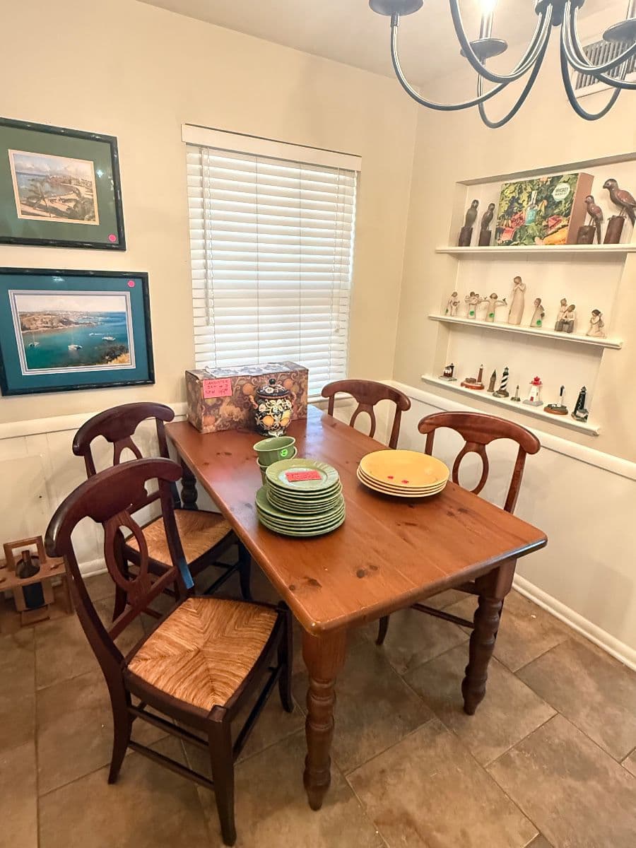 MULTI-GENERATIONAL ESTATE SALE photo 6