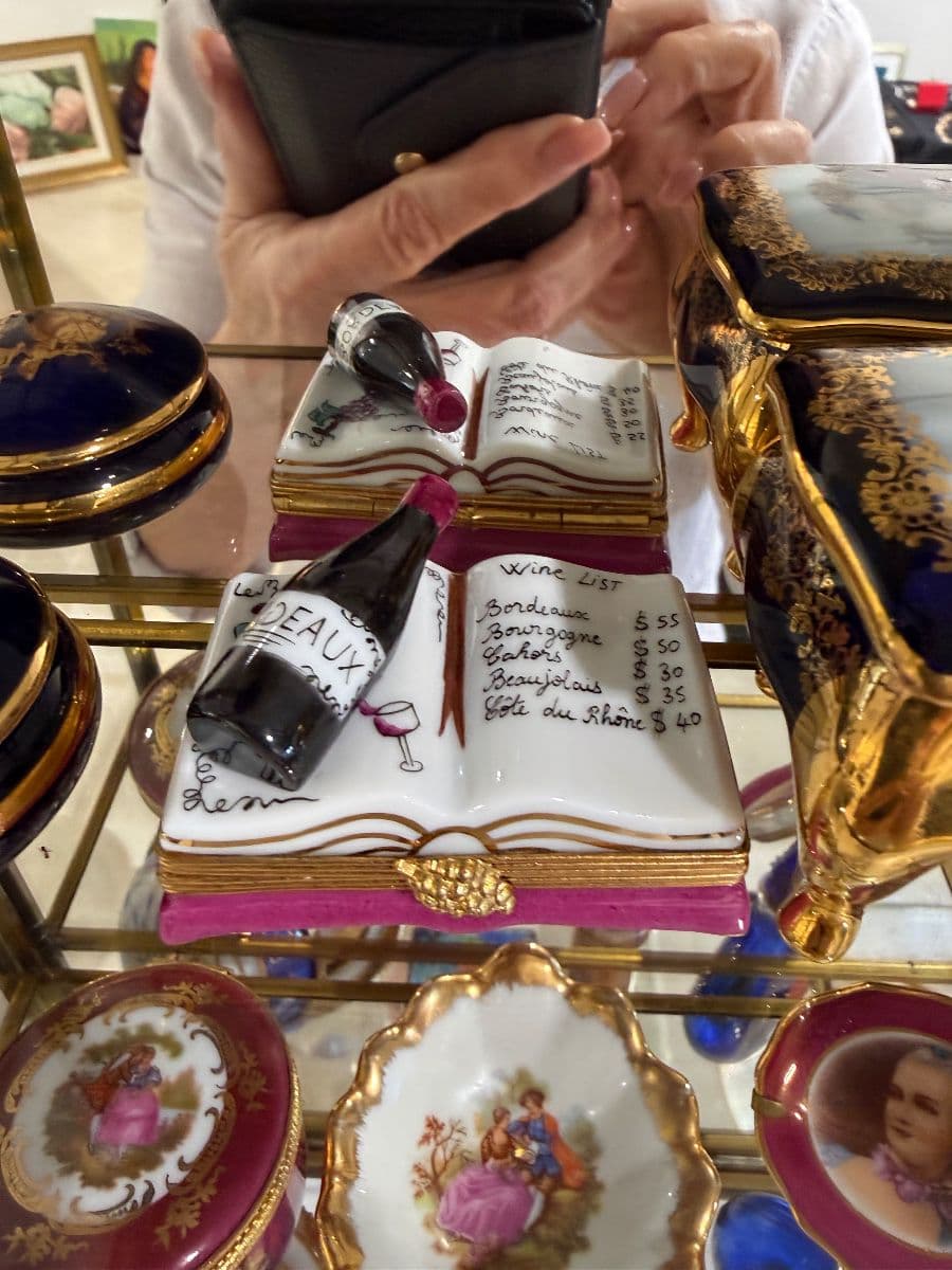 FALLS GALLERY FABULOUS SALE photo 7