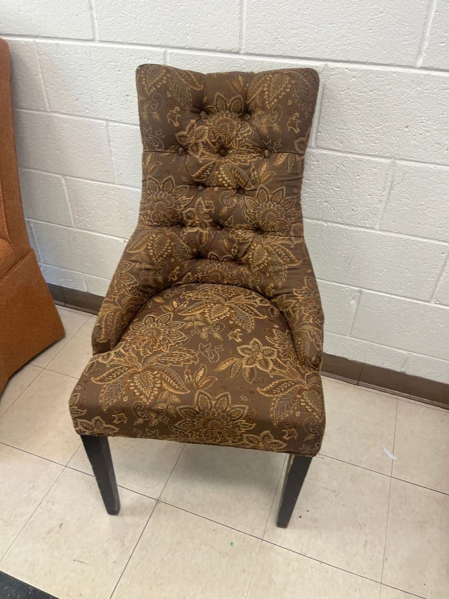 GRASONS PRIVATE WAREHOUSE LIQUIDATION Thousands of Finds. One Chance Before We Move. photo 9