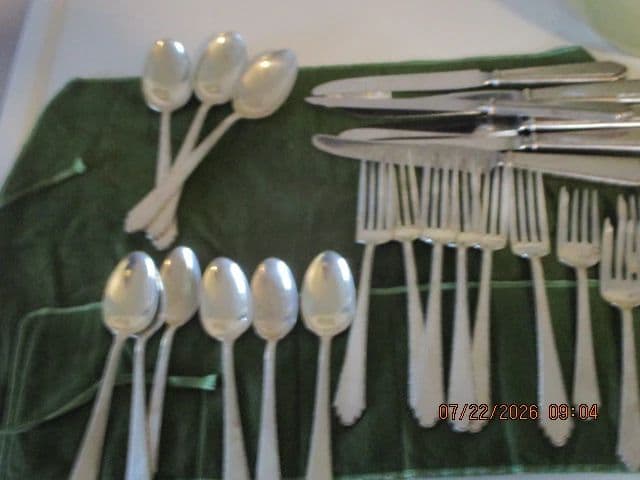 LARGE COLLECTIBLE, STERLING, GLASSWARE, DC COMICS, ETC SALE photo 4