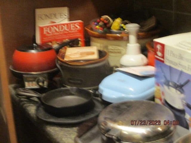 LARGE COLLECTIBLE, STERLING, GLASSWARE, DC COMICS, ETC SALE photo 11