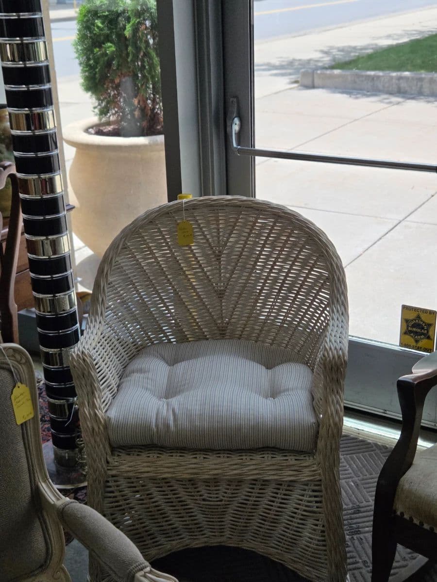 UP TO 30% OFF ANOTHER GREAT DETORIT SALE photo 3