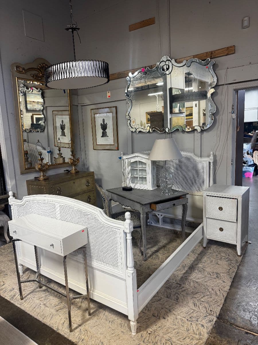 Buckhead Multi Estate Sale- Luxury Furniture, Antiques, Jewelry, Rugs, China & More!!! photo 9