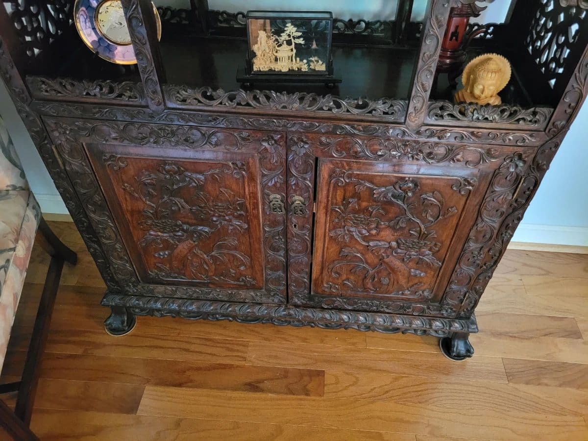 *Blue Moon Sale in Sharon Hills with Lots of Interesting Items* photo 4