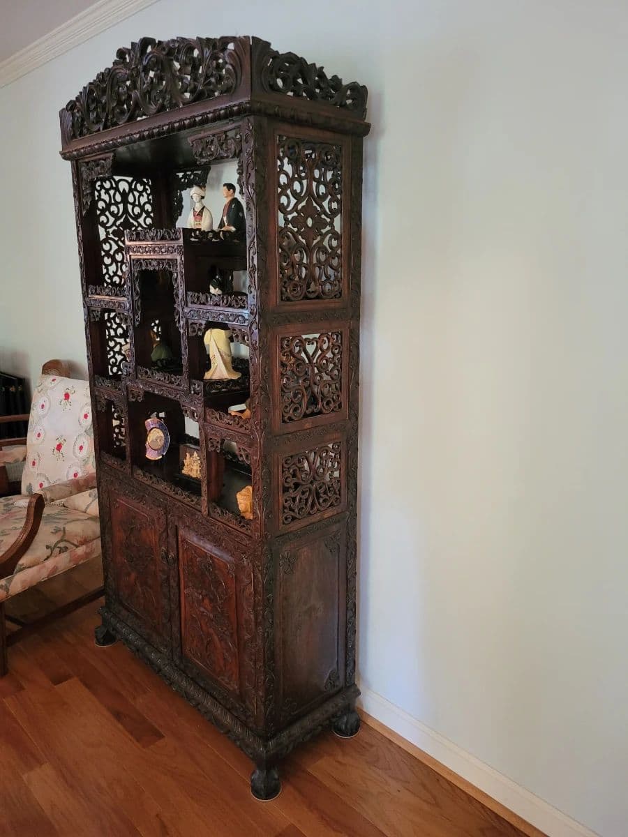 *Blue Moon Sale in Sharon Hills with Lots of Interesting Items* photo 3