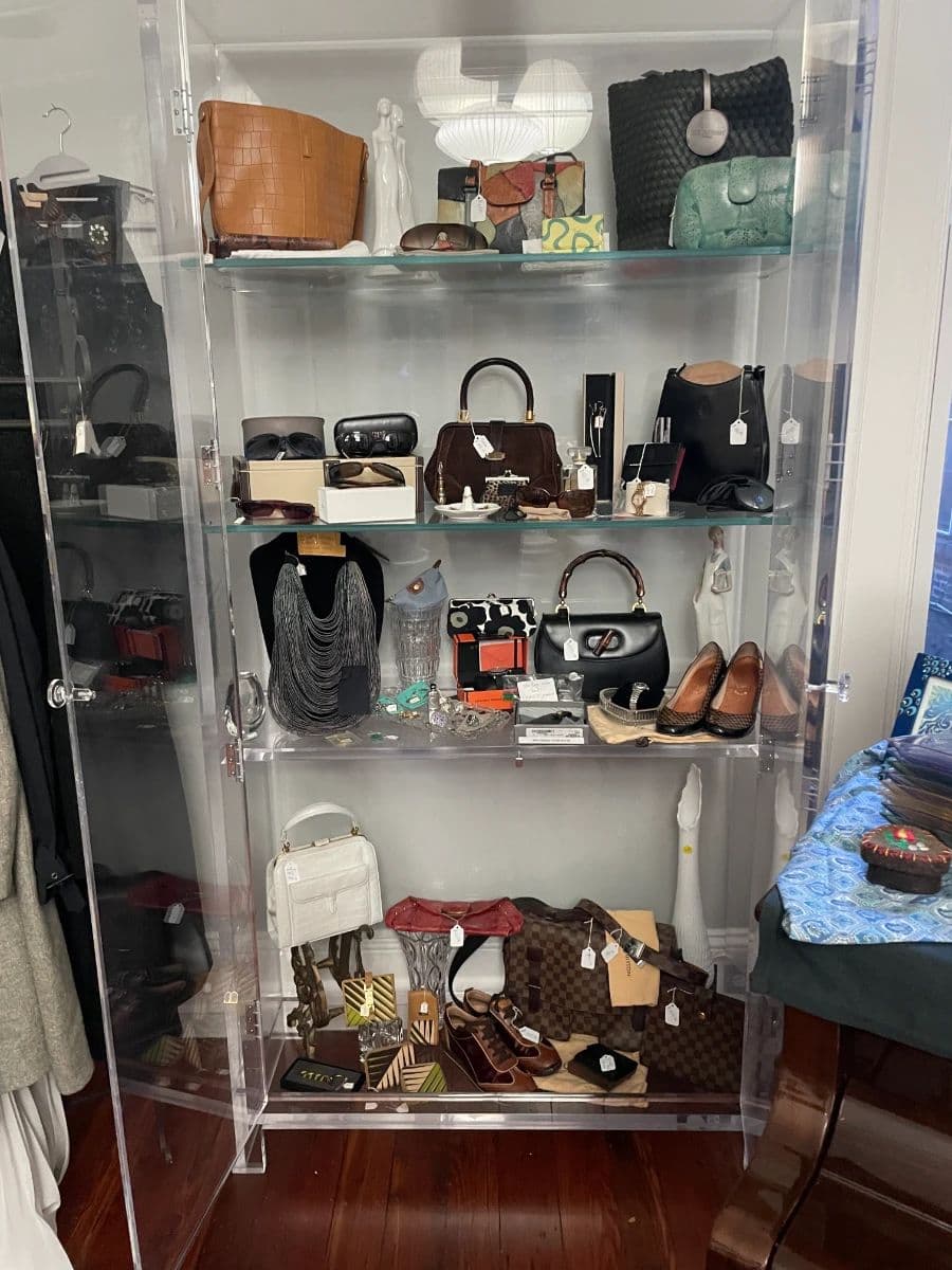 Great Estates By Sue/ Art Museum Area Luxury Estate Sale! photo 11