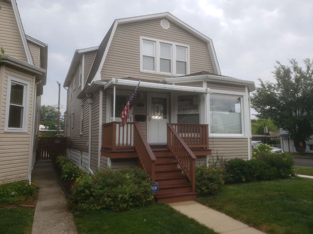 Chicago Jefferson Park Moving Sale - Variety Of Furniture, Art, Rugs, Mirrors, Useful Items, Jewelry photo 4
