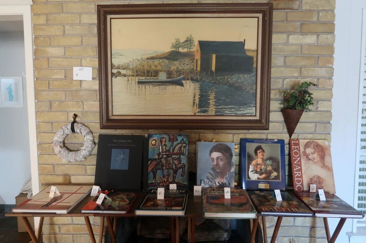 ELS Estate Sales ... Full House -- Furniture, Collectibles & More! photo 9