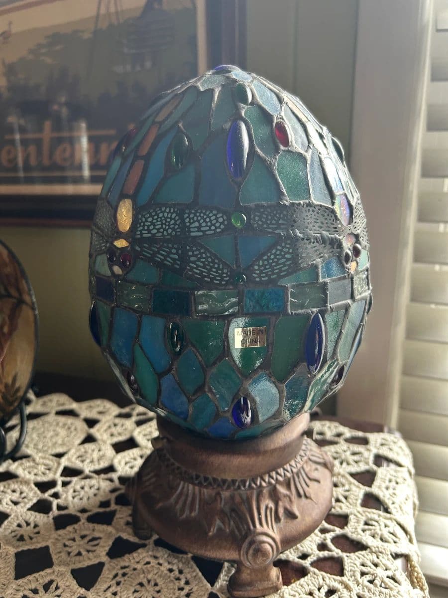 PHASE II-GREAT BELLEVUE ESTATE SALE!! photo 9