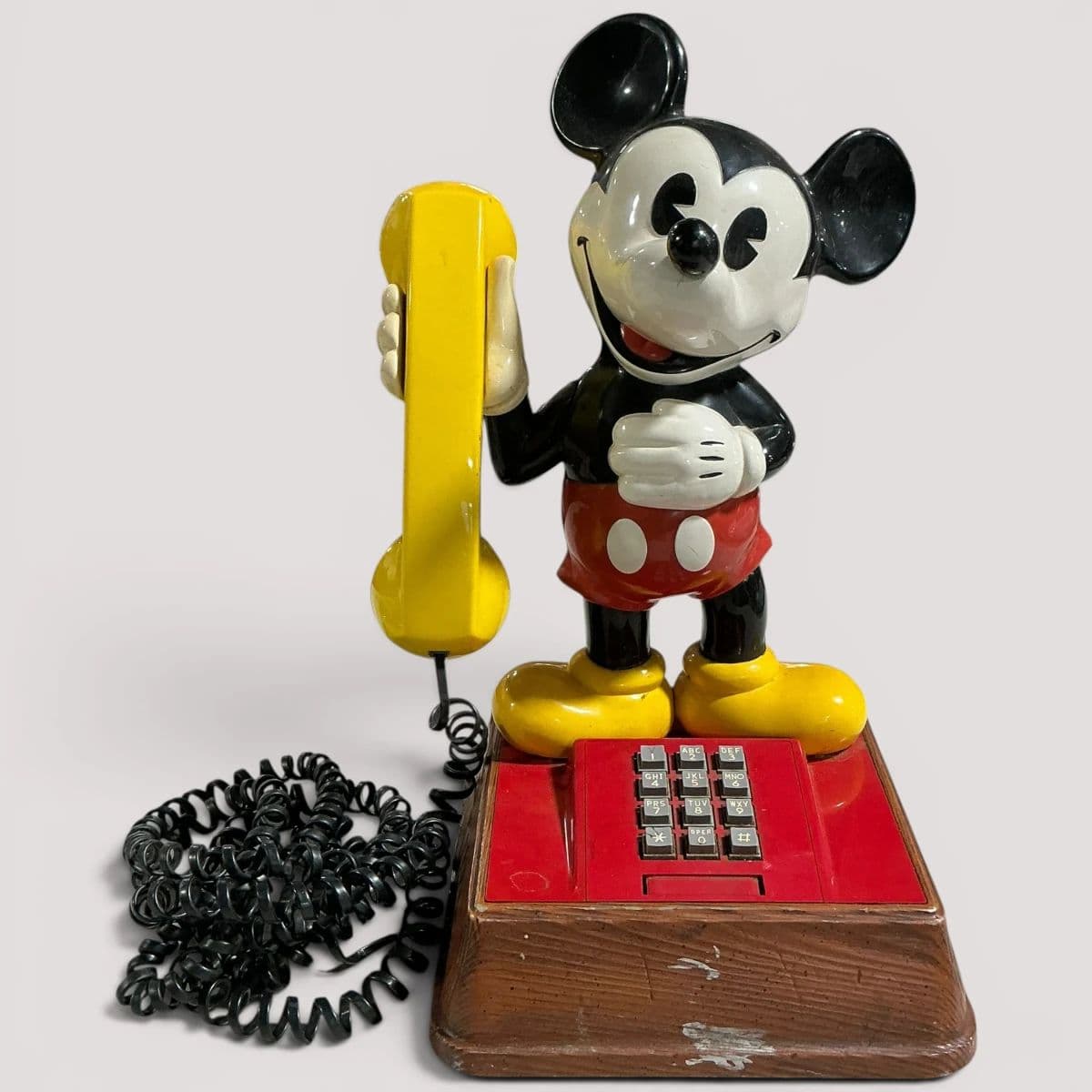 SODO: Fine Art, Lladro, Sterling Silver, Coins, Stained Glass, Rugs, Art Glass, Disney Collectibles photo 6