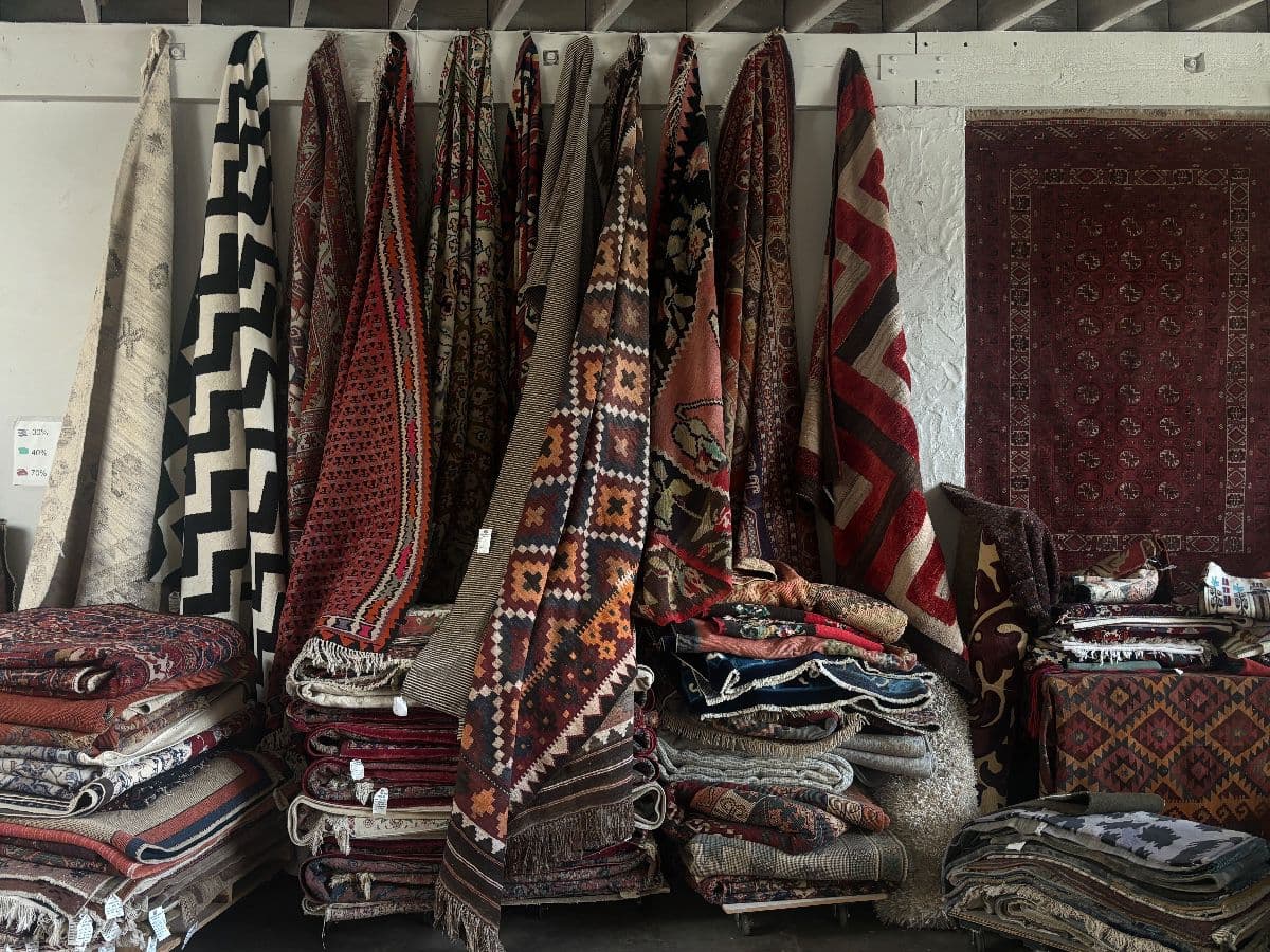 VINTAGE RUG STORE MOVING SALE photo 1