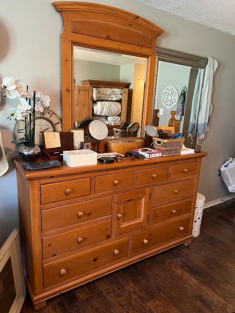 50% off Estate Sale Sun 8/2 8am-4pm photo 6