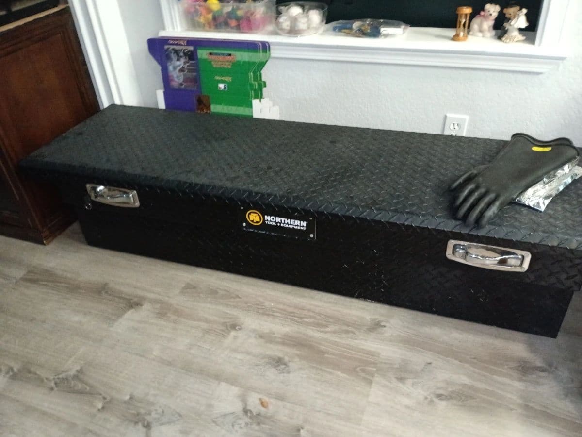 BATTER UP!! Sporty/furniture/collectibles.. and a TRUCK! photo 8