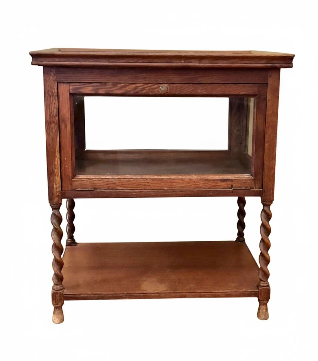 A Life Well Collected: Global Furnishings & Décor photo 3