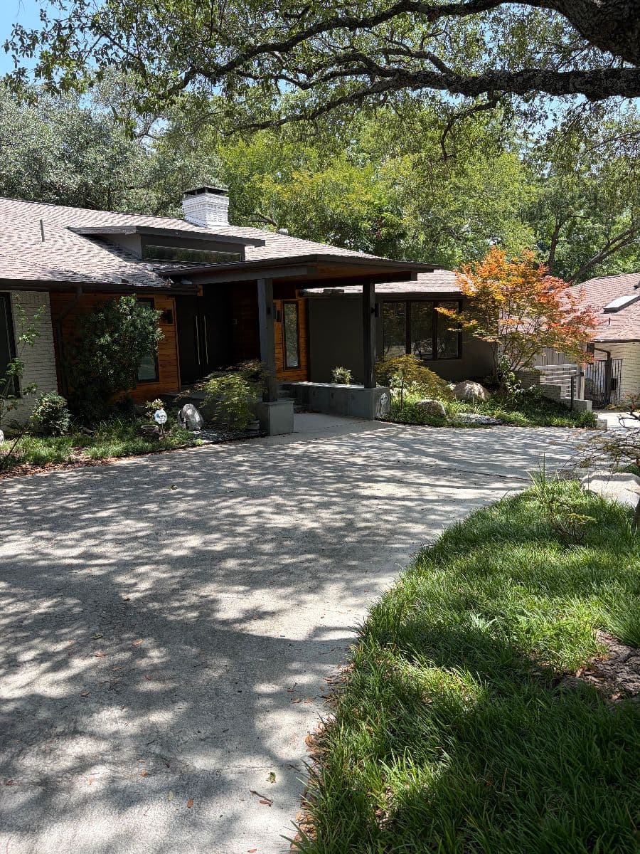 Very nice, Estate/demolition Sale on Janmar Circle by Blue Ribbon photo 1