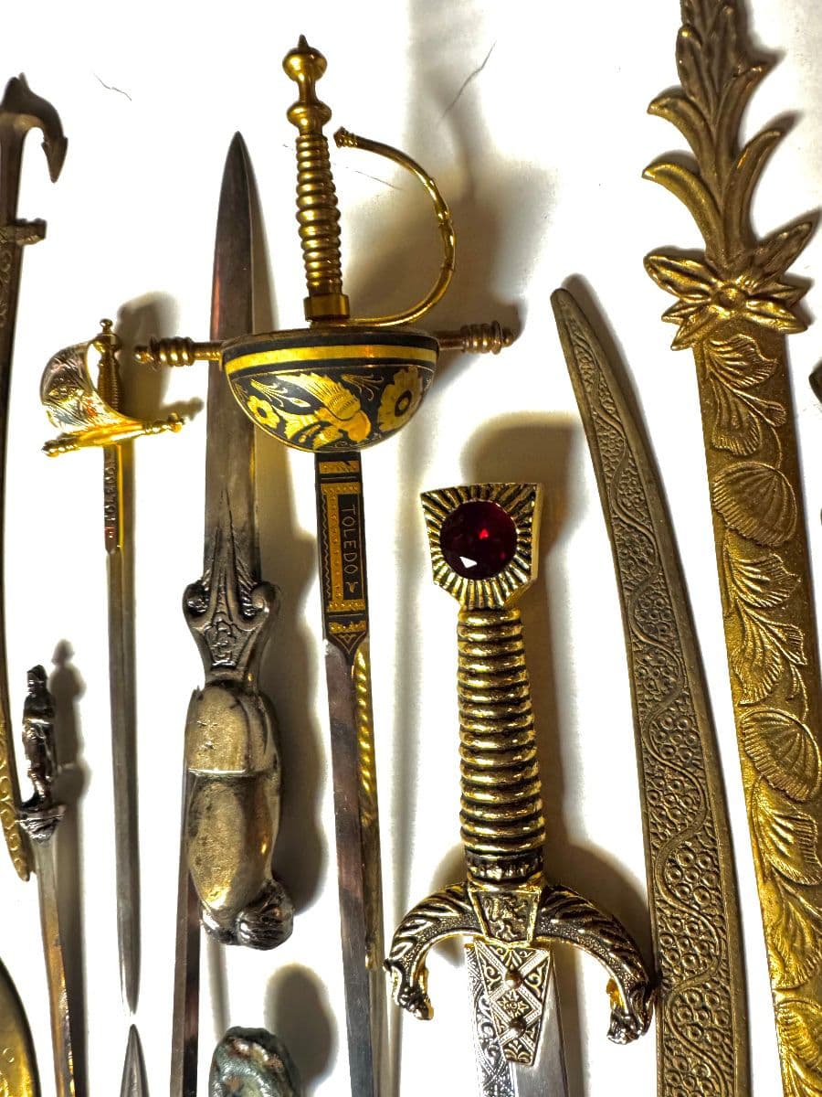 Unique Collectors Sale in Dunwoody By Lotts Treasures photo 9