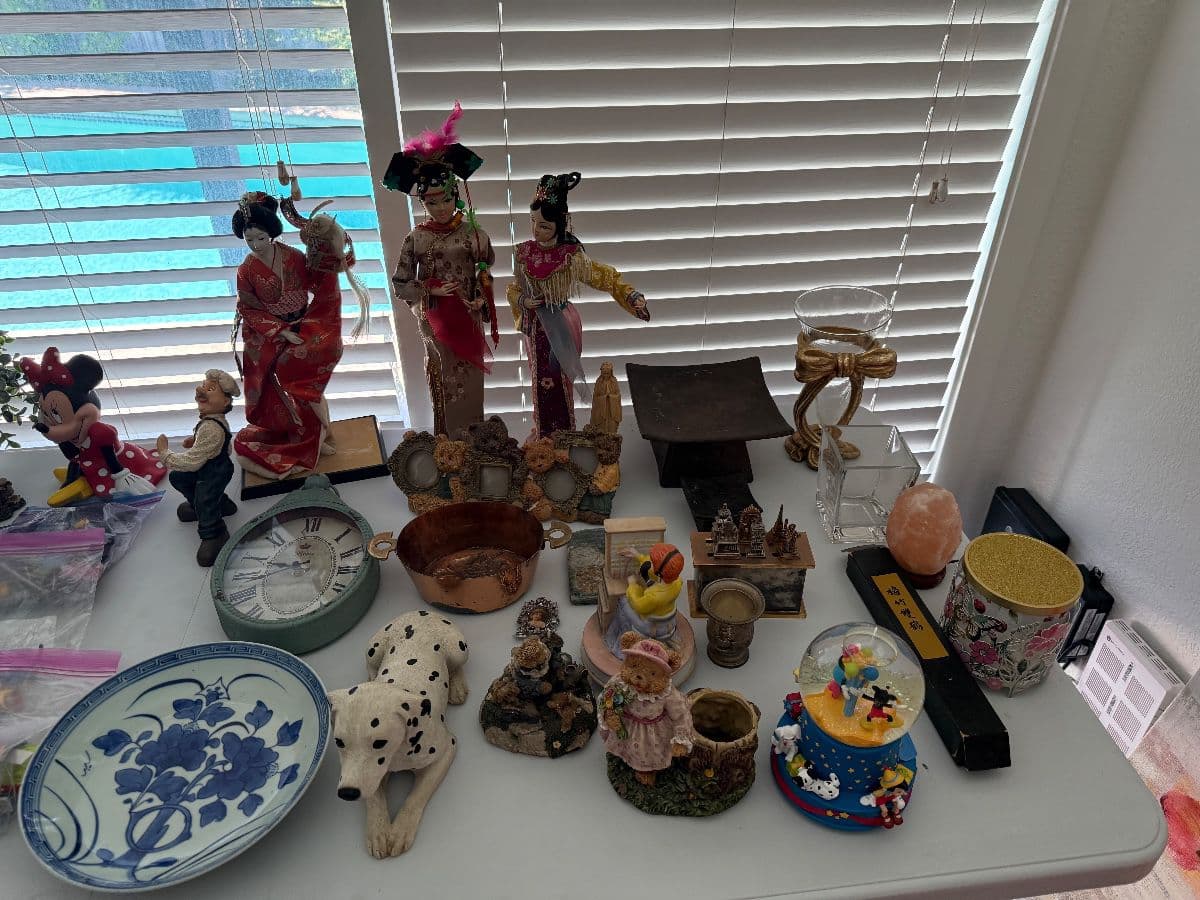 Estate sale in Sacramento by Viking Estate Sale Services photo 10