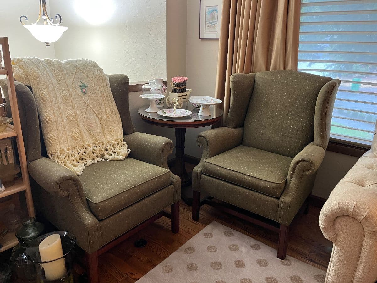 The Rusty Trunk LLC opens to " Irish Shopper" Estate Sale photo 6