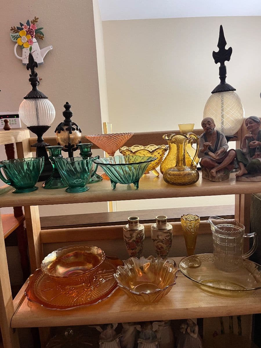The Rusty Trunk LLC opens to " Irish Shopper" Estate Sale photo 5