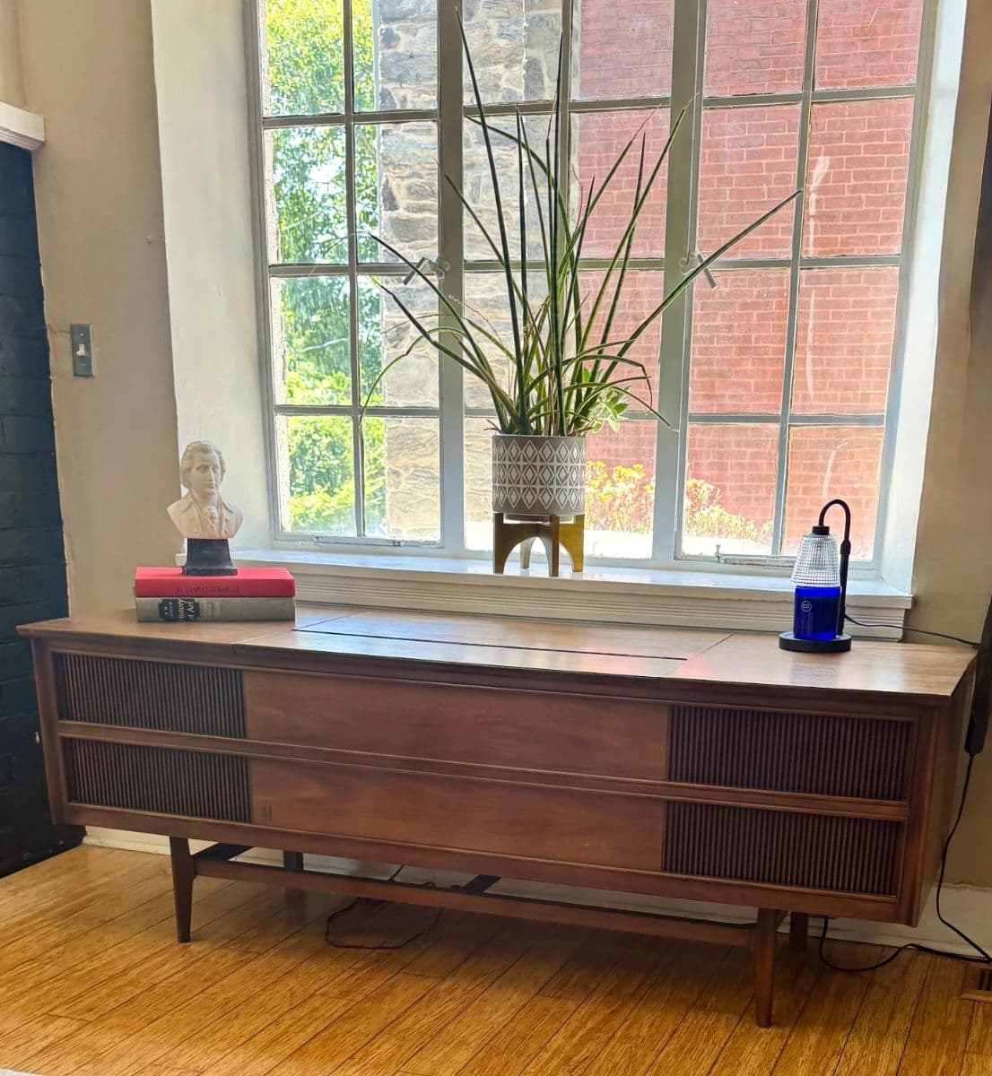 Mid-Century Modern Estate Auction - Two Days, Serious Design Collection photo 8
