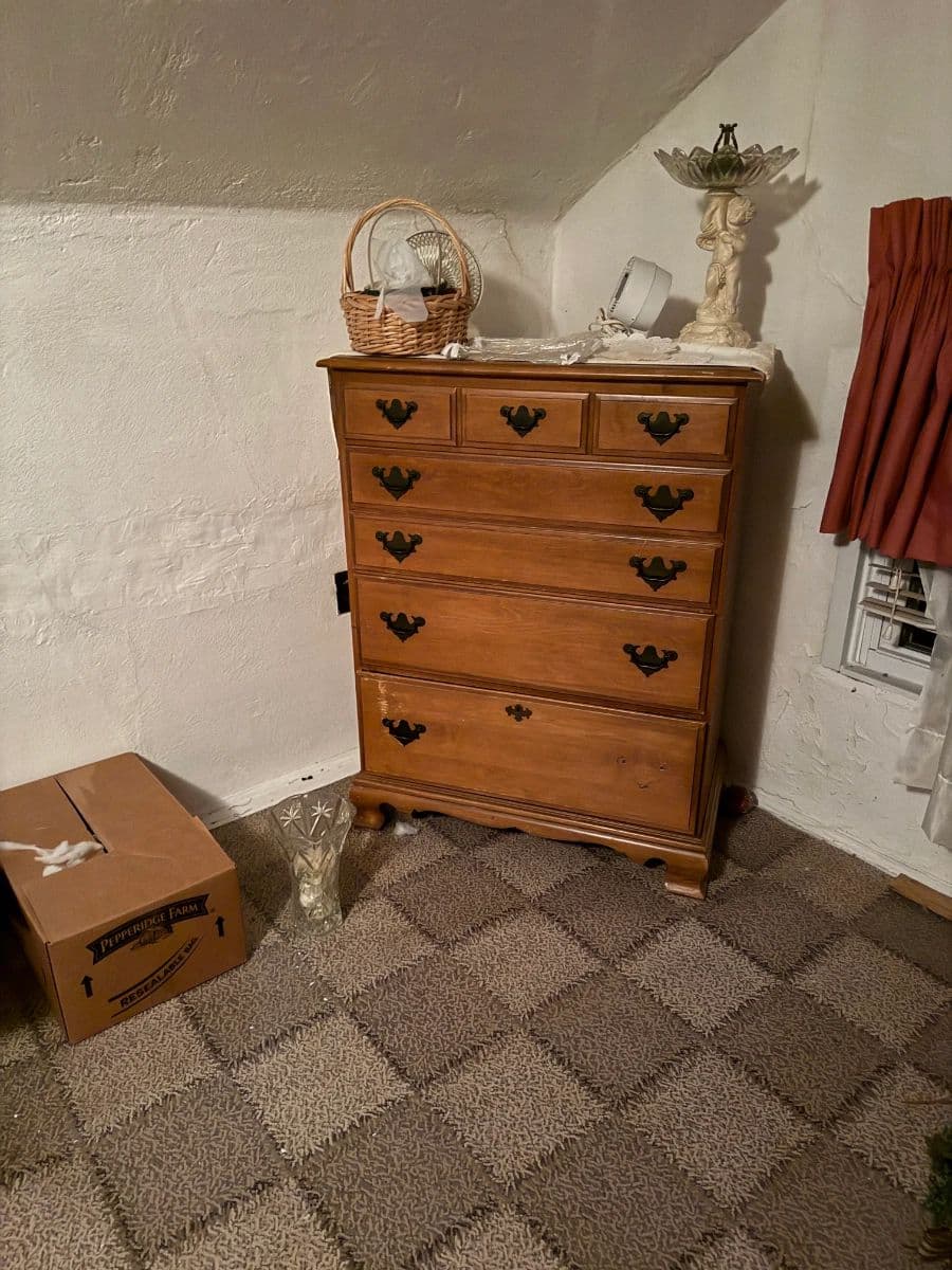 BATES ESTATE SALE – Furniture, Collectibles, & Vintage Home Decor photo 8