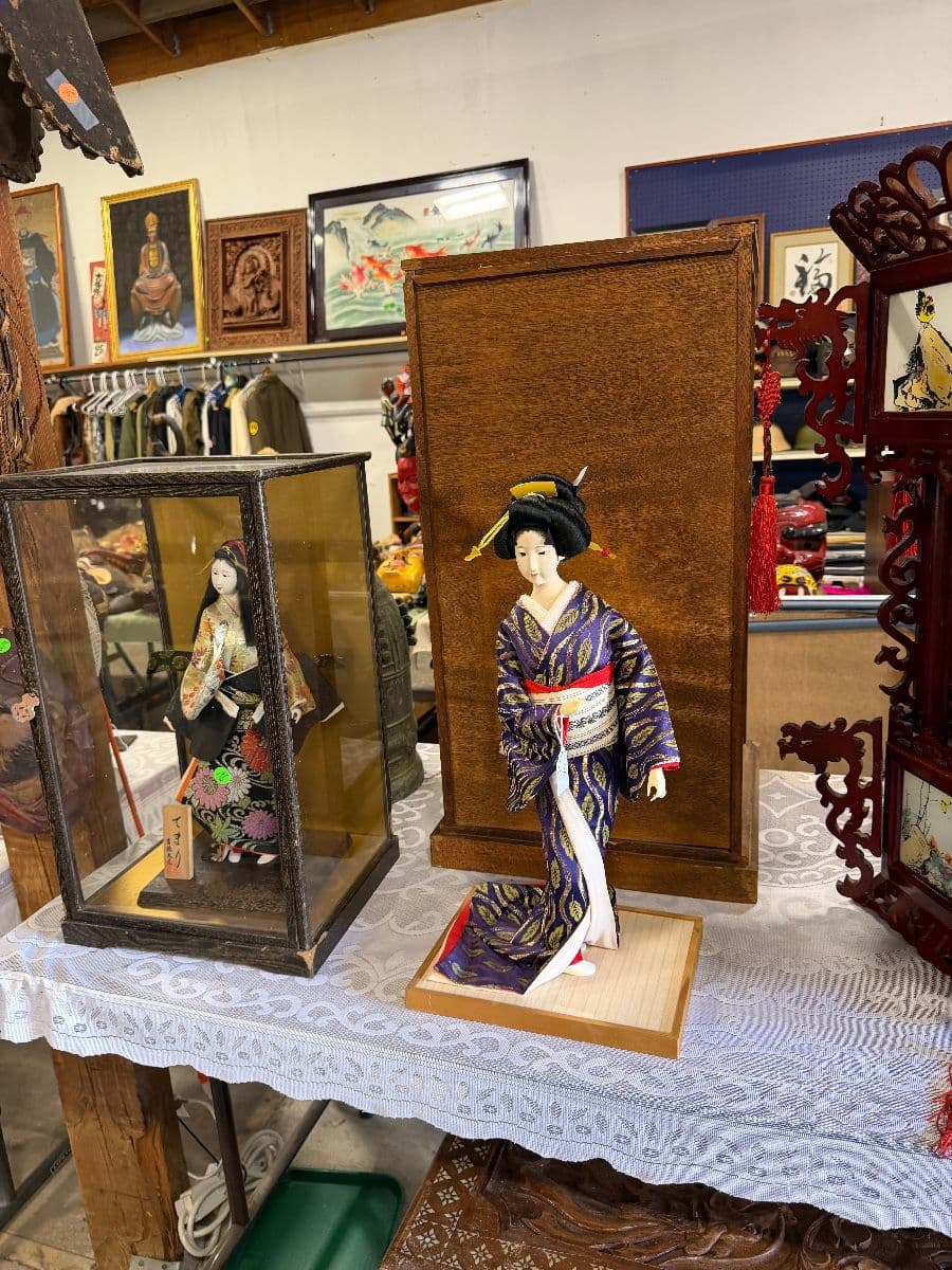 Wonderful Estate Sale by Kathy Platt photo 3
