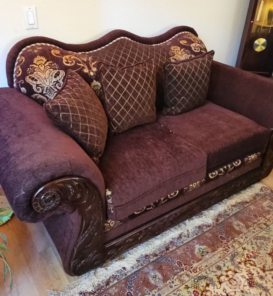 Blue Moon 'Persian Nest' Estate Sale photo 11