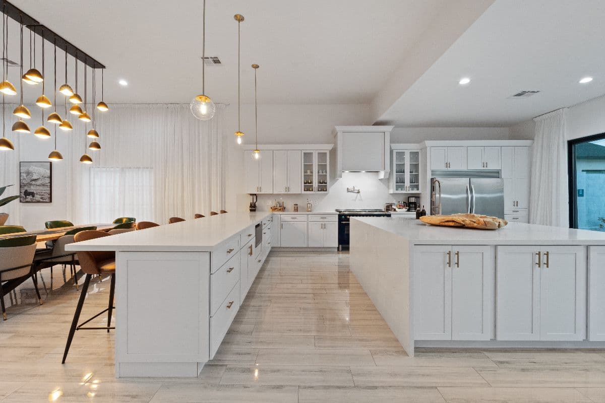 Designer Living in $2mil Phoenix Estate photo 9