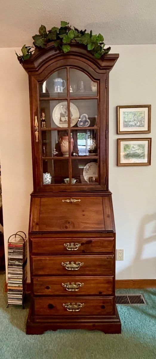 Wonderful Mission Ridge Estate Sale! photo 6