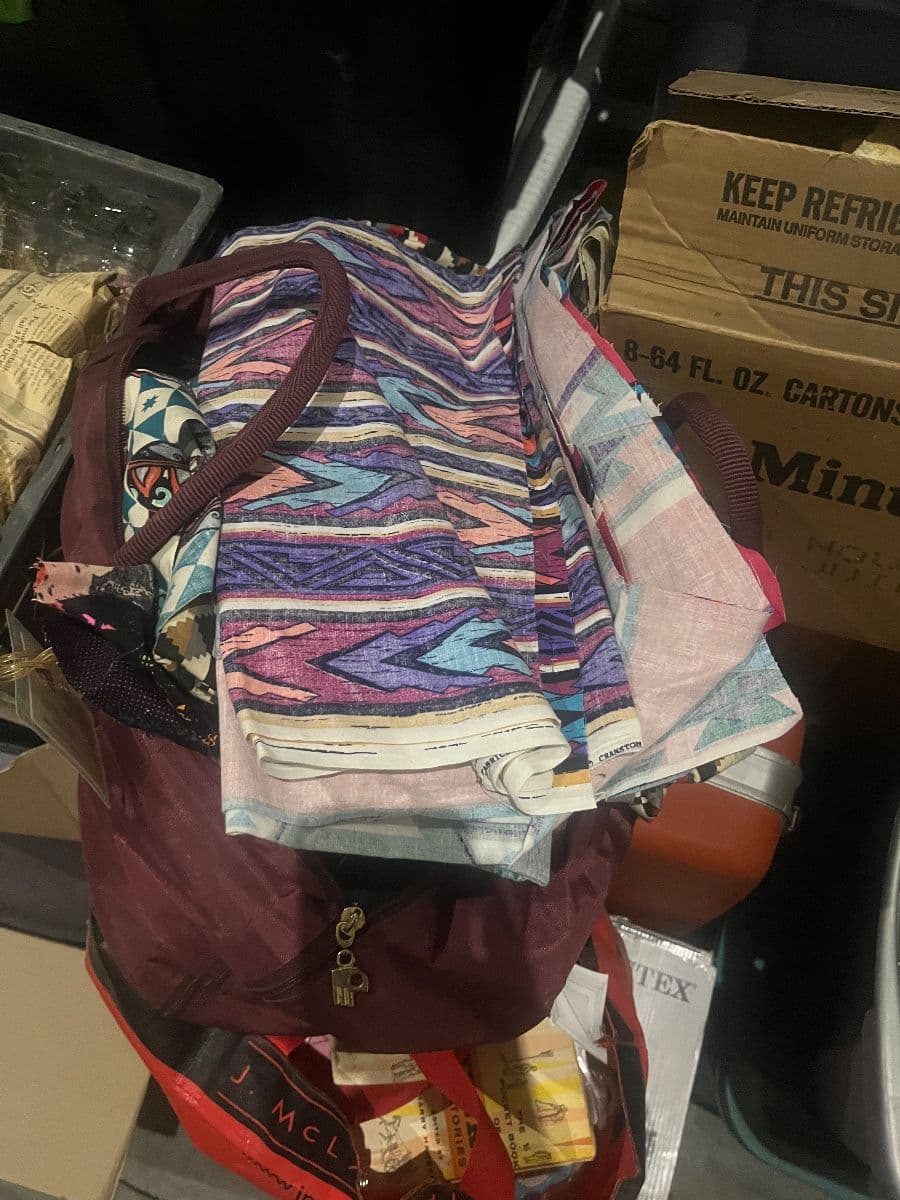 Pickers Party in North Central Phoenix ~ Vintage Smalls, 80's Womans Clothes, Books, Jewelry & More photo 9
